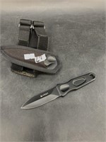 CRKT Sting boot knife with Velcro leg holster, ini