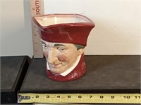 1940 - 59 Royal Dalton Cardinal toby jug (has chip