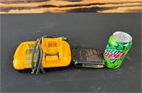 DeWalt 20v Charger & Battery