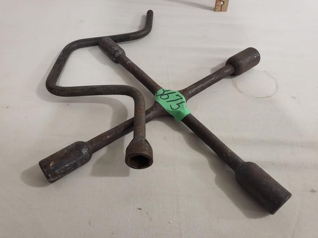 Vintage/Antique T-Wrench & Speed Tire Wrench