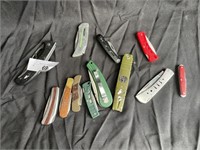 12 Old pocket knives
