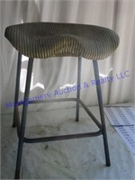 TRACTOR SEAT STOOL