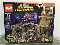 Lego Super Heroes 76052 Batman Classic Batcave