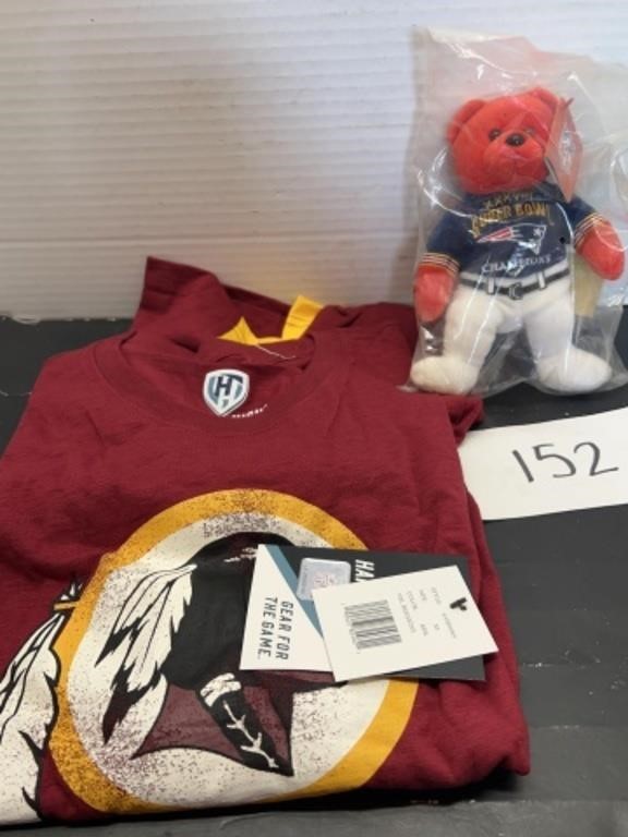 Redskins shirt : patriots bear