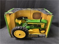 Ertl John Deere 620 Toy Tractor