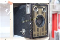 ANTIQUE BOX CAMERA