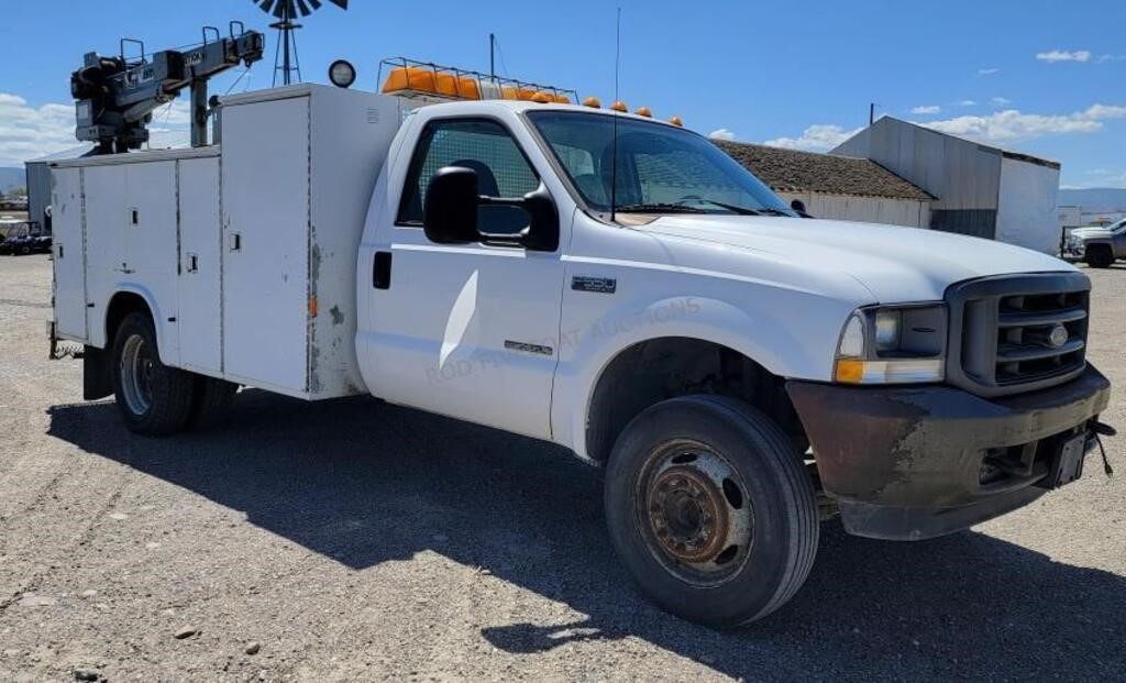 * 2002 Ford F550 Service Truck