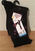 NWT HUE BLACK FLORAL SOCKS  O/S   $7