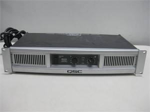 QSC GX3 Power Amplifier Powers On