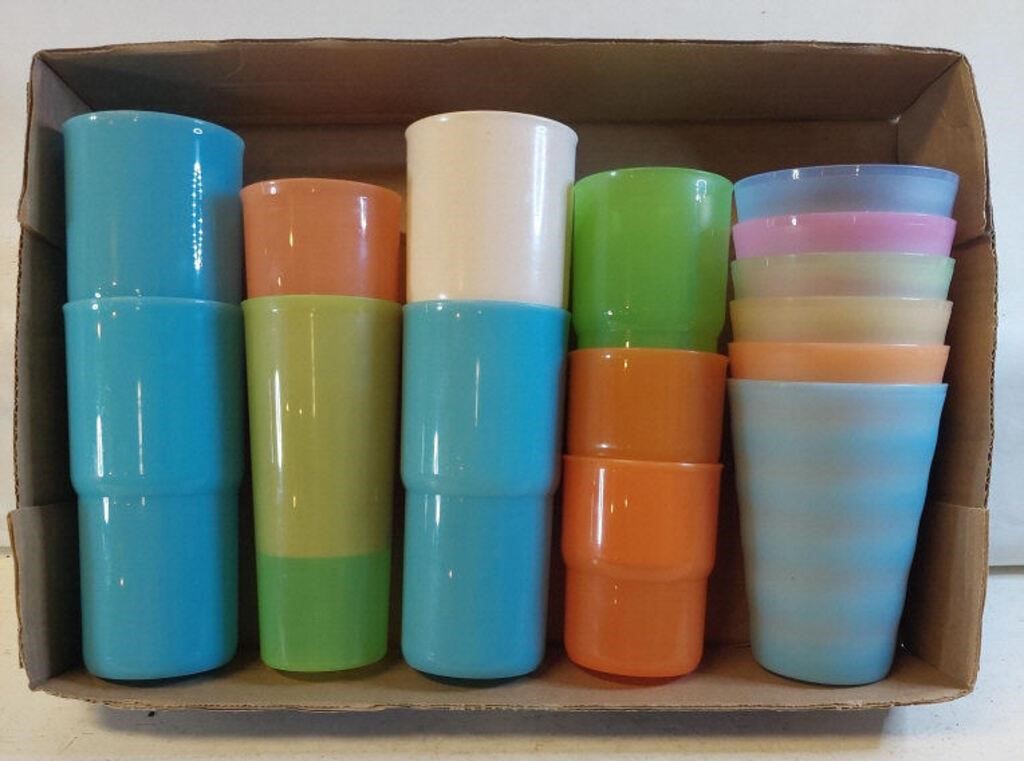 15pc Tupperware Plastic Glasses