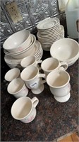 Approx 8 place setting dishes