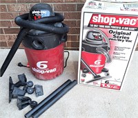 6 GALLON SHOP VAC WITH ACCESSORIES & WHEELS BOX