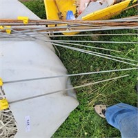 18  - ELECTRIC FENCE RODS