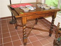 Oak, antique drawleaf Dining table