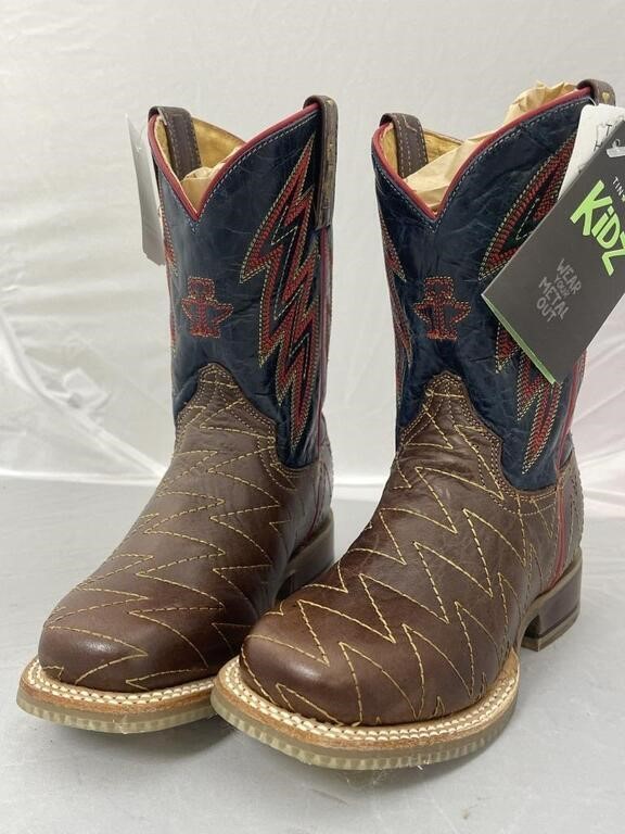 July 22 - Western Wear Online Only Auction