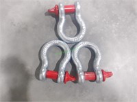 3 Unused 1 1/8", 9.5T Clevis/Shackles
