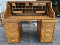 Antique Oak Roll Top Desk 
• 54" x 40" x 49"H
•