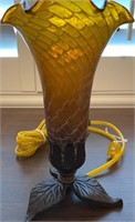L - VINTAGE ART GLASS LAMP (I6)