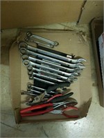 WRENCH SETS