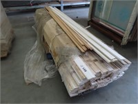 Lge Qty of Timber Mouldings 2700mm x Var Widths