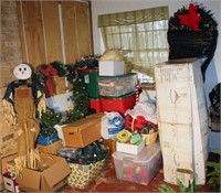 Large Selection of Christmas Décor