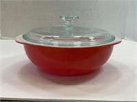 pyrex # 024 flamingo pink 2 quart bowl with lid