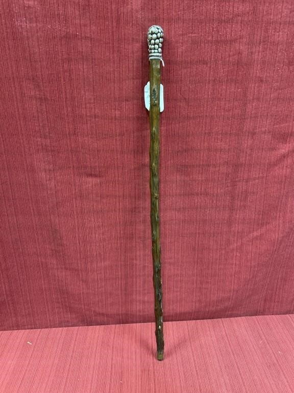 Walking stick with sterling handle vineyard