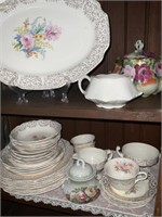 VTG PORCELAIN CHINA SET, TEACUPS+PLATES