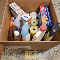 Ktichen Cleaning Supply Box Lot