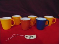 6 Pyrex Coffee Mugs 1970s