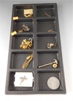 Lot # 4090 – Lot of men’s jewelry to include