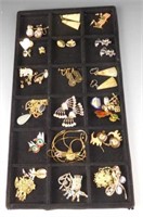 Lot # 4103 - Large lot of mostly costume jewelry: