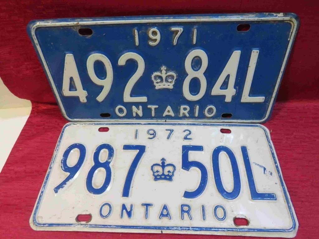 1971-1972 Ontario Canada License Plates Vintage