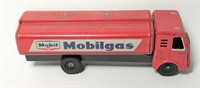 Vintage Mobil Gas Tin Truck