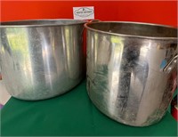 2 Stockpots 14” 9”