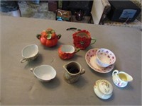 GROUP - ASSORTED TEACUPS, CREAM AND SUGAR DISHES,