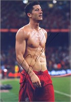 Robert Lewandowski Autograph  Photo