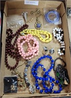 LADIES VTG. JEWELRY