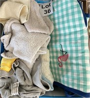 Oven Mits and Kitchen Linens Lot