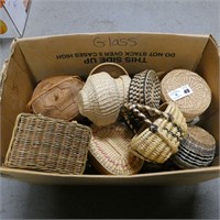 Box Lot of Baskets
