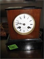 Schwartz mantle clock