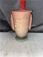 Roseville 552-6 vase does have chip