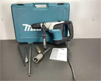 Makita HR4002 Rotary Hammer