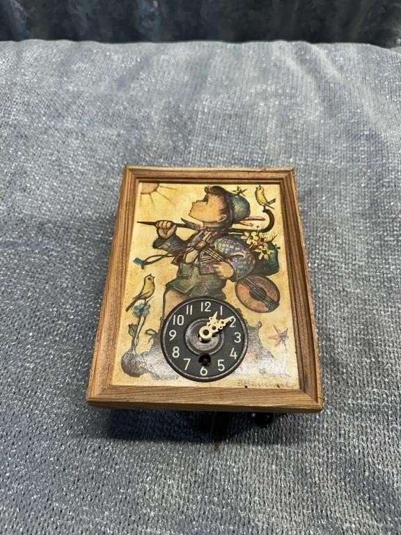 Hummel wooden clock music box