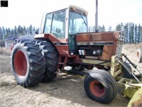 1981 IH 1086 tractor