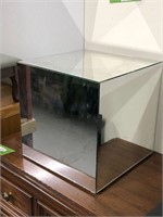 Mirrored Cube