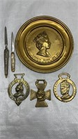 Vintage Coronation Plate / 3 Royalty Horse Brass