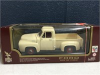 1953 Ford Pick Up 1:18 DIE-CAST