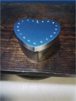 Brushed heart box with crystals