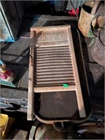 Cast Iron Griddle and Washboard